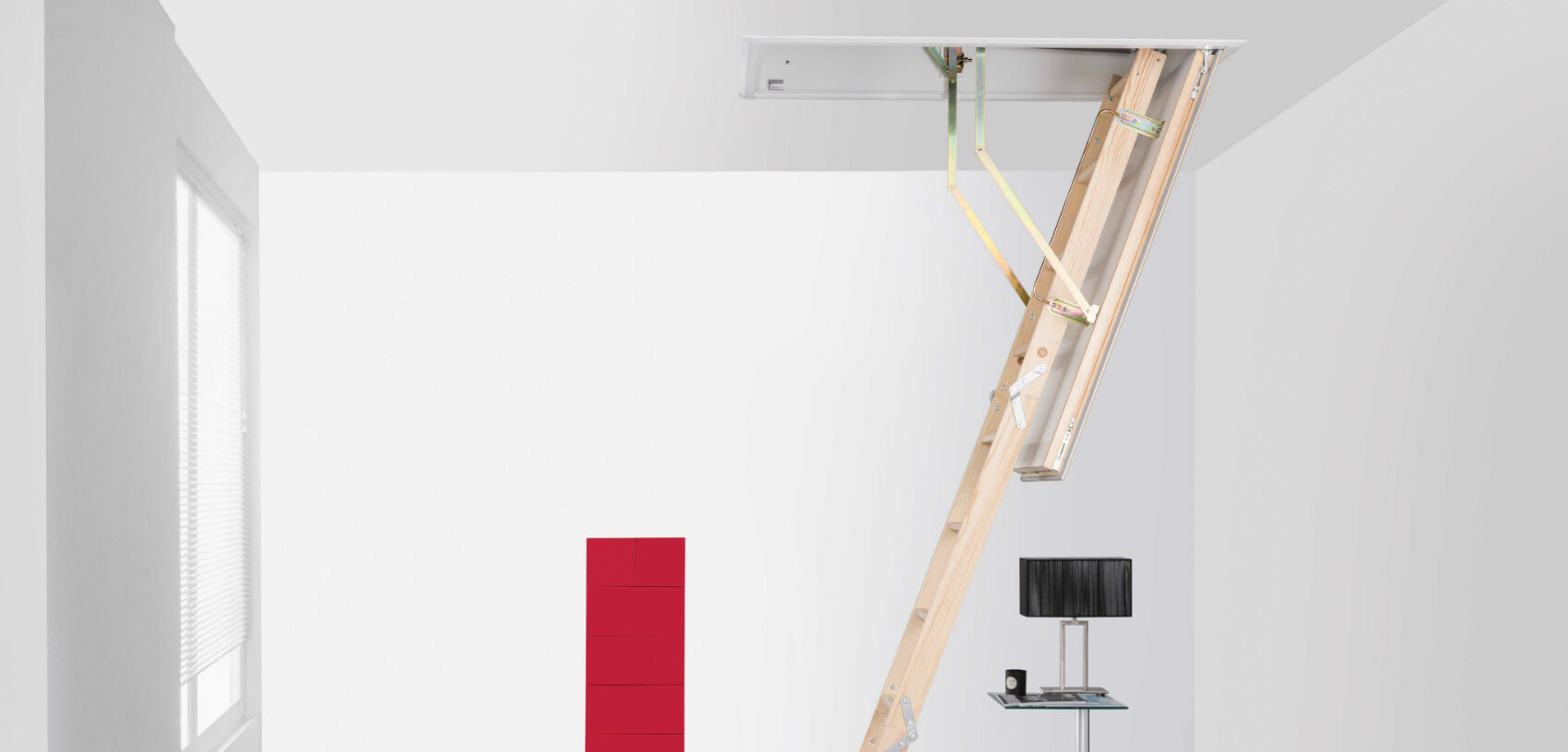 Loft hatch and ladder. The Quadro is made-to-measure with an insulated loft hatch.