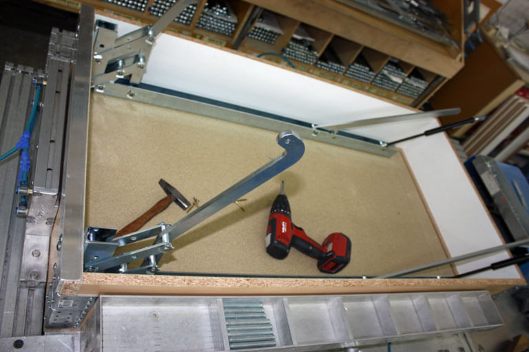 How its made - Supreme F30 wooden hatch construction How its made - Supreme F30 wooden hatch construction