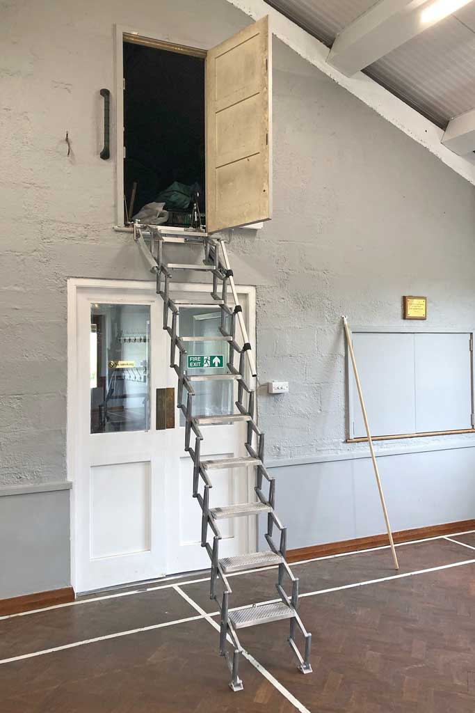 Columbus Exclusive Vertical Aluminium Concertina Loft Ladder